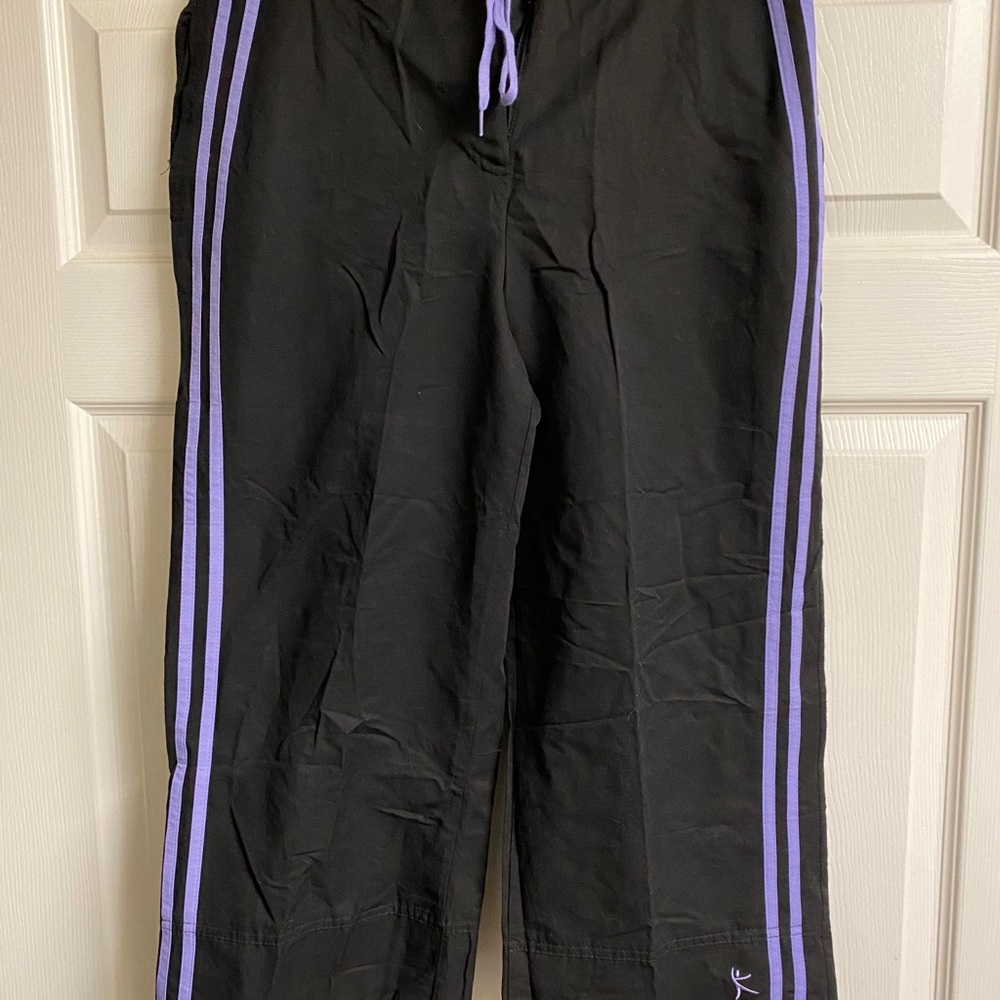 Danskin Joggers Capris
